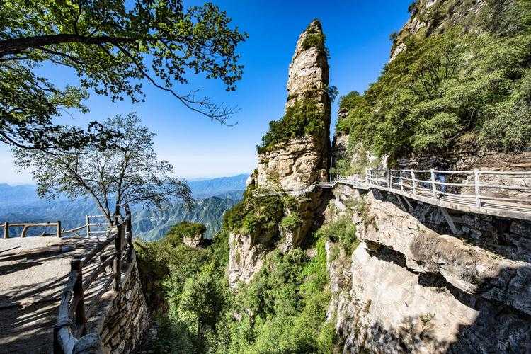 河北白石山风景区_河北白石山风景区住宿